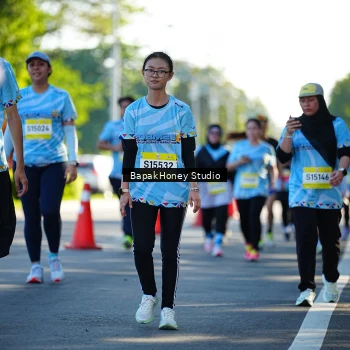 Runner Photo 1583915