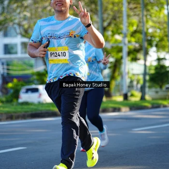 Runner Photo 1583971