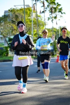Runner Photo 1584031