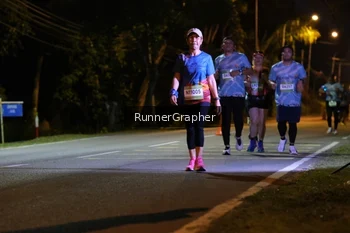 Runner Photo 1584035