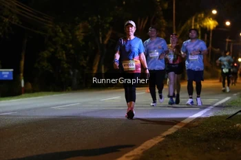 Runner Photo 1584040