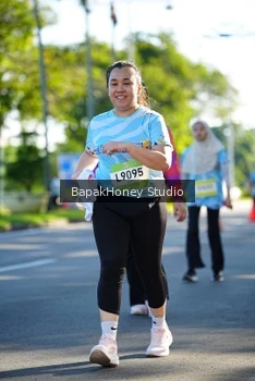 Runner Photo 1584120