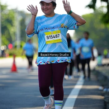 Runner Photo 1584249