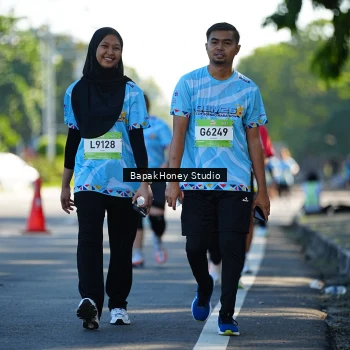Runner Photo 1584281