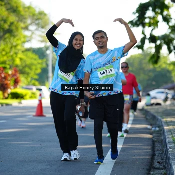 Runner Photo 1584292