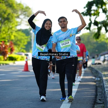 Runner Photo 1584295