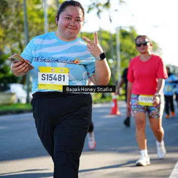 Runner Photo 1584309