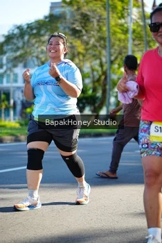 Runner Photo 1584318