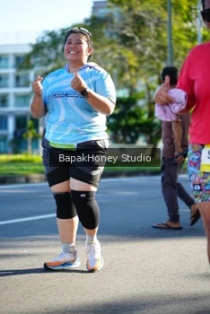 Runner Photo 1584321
