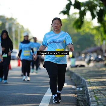 Runner Photo 1584443