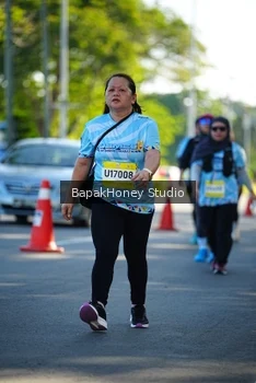 Runner Photo 1584532