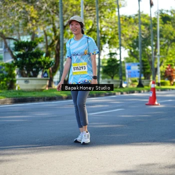 Runner Photo 1584655