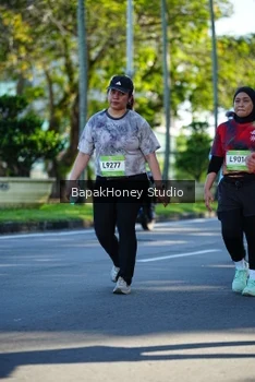 Runner Photo 1584667