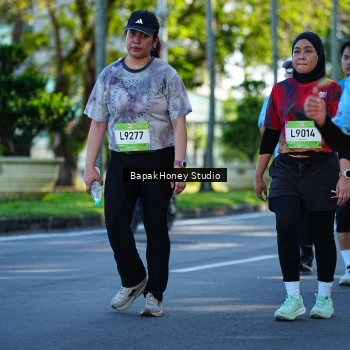 Runner Photo 1584670