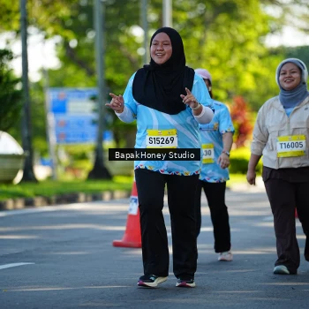Runner Photo 1584697