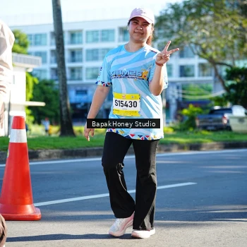 Runner Photo 1584764