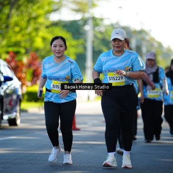 Runner Photo 1584832