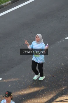 Runner Photo 1591401