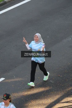Runner Photo 1591402
