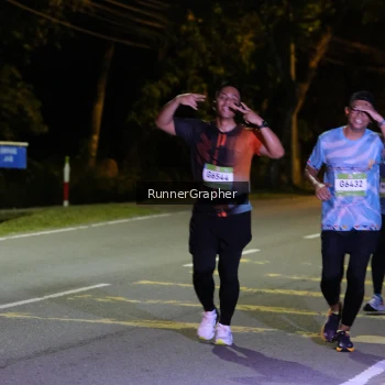 Runner Photo 1599137