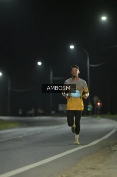 Runner Photo 1599695