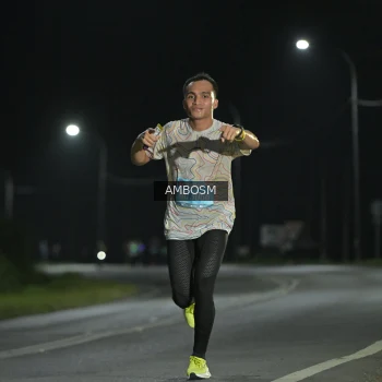 Runner Photo 1599785