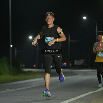 Runner Photo 1599793
