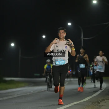 Runner Photo 1599803
