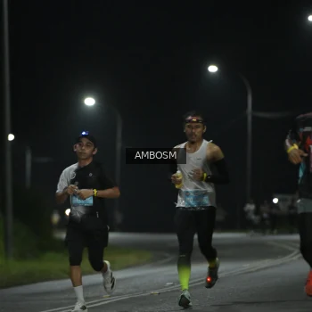 Runner Photo 1599843