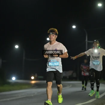 Runner Photo 1599850