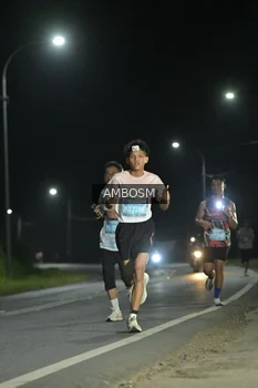 Runner Photo 1599873
