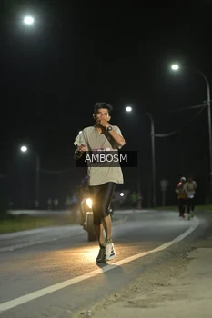 Runner Photo 1599876