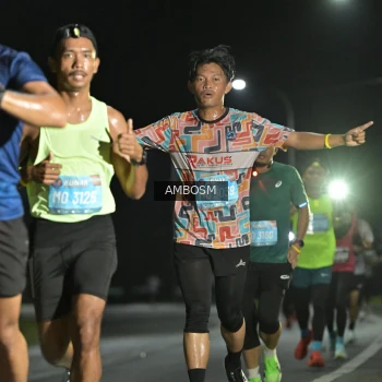 Runner Photo 1599944