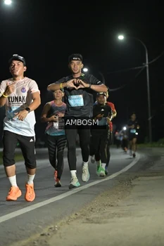 Runner Photo 1599964