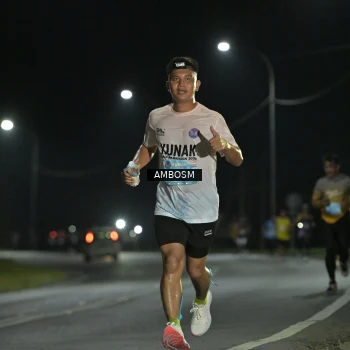 Runner Photo 1599994