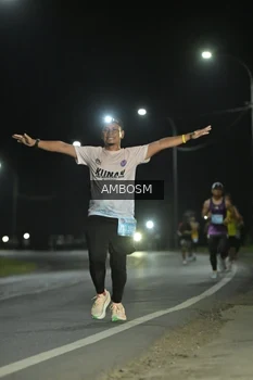 Runner Photo 1600003