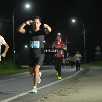 Runner Photo 1600072