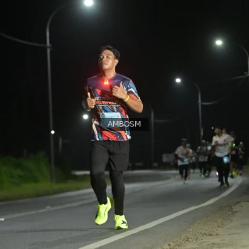 Runner Photo 1600074