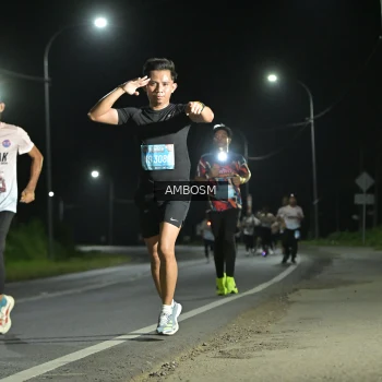 Runner Photo 1600075