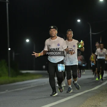 Runner Photo 1600076