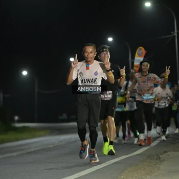Runner Photo 1600085