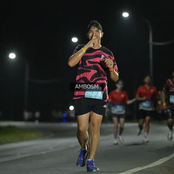 Runner Photo 1600145