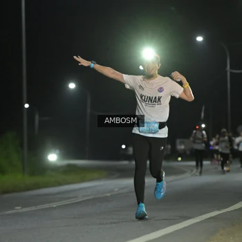 Runner Photo 1600162
