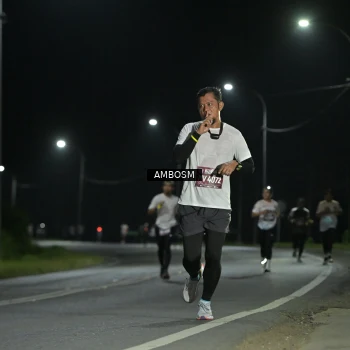 Runner Photo 1600204