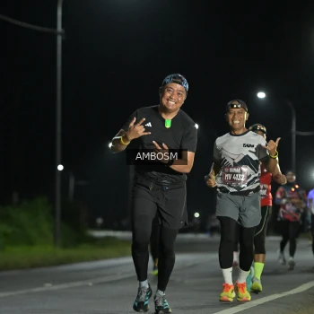 Runner Photo 1600240