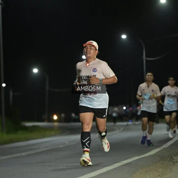 Runner Photo 1600254