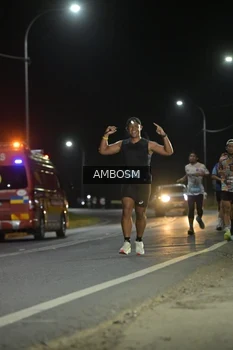 Runner Photo 1600280