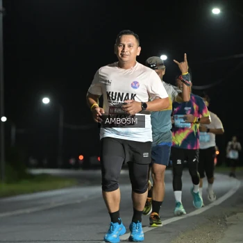 Runner Photo 1600338