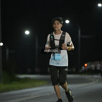 Runner Photo 1600350