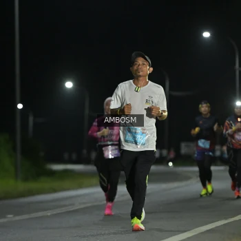 Runner Photo 1600375